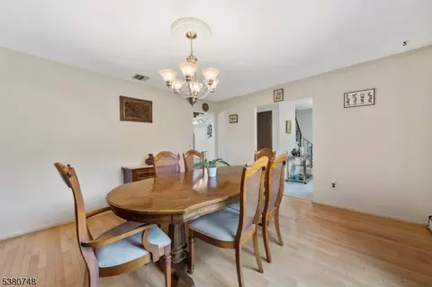 119 Pleasantview Dr, Wayne, NJ 07470 photo 7