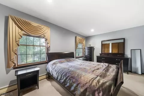 119 Pleasantview Dr, Wayne, NJ 07470 photo 14