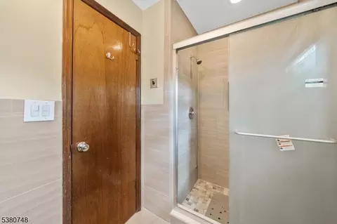 119 Pleasantview Dr, Wayne, NJ 07470 photo 20