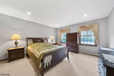 119 Pleasantview Dr, Wayne, NJ 07470 photo 15