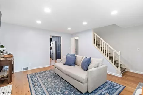 359 Mountain Ave, Springfield, NJ 07081 photo 10