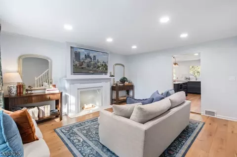 359 Mountain Ave, Springfield, NJ 07081 photo 6