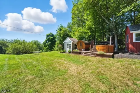 75 Calais Rd, Randolph, NJ 07869 photo 34