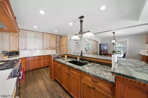 75 Calais Rd, Randolph, NJ 07869 photo 15