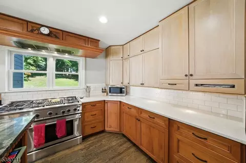 75 Calais Rd, Randolph, NJ 07869 photo 12