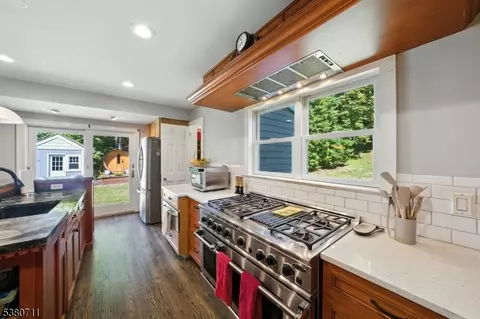 75 Calais Rd, Randolph, NJ 07869 photo 11