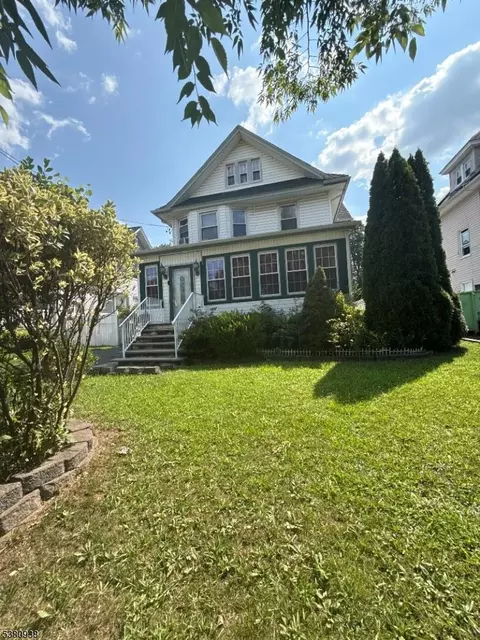 824 Monroe Ave, Plainfield, NJ 07063