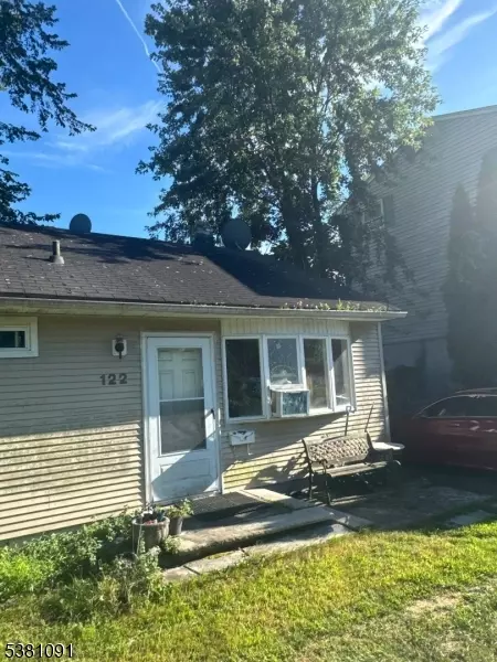 122 Dawes Hwy, Pompton Lakes, NJ 07442