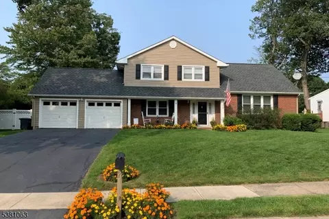 4 Evelene Ter, Succasunna, NJ 07876