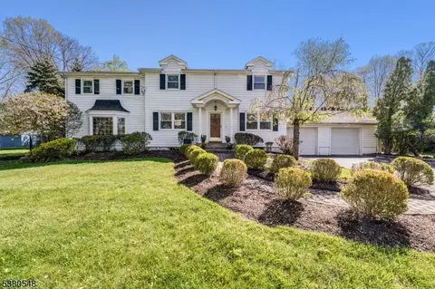 6 Browning Dr, Livingston, NJ 07039