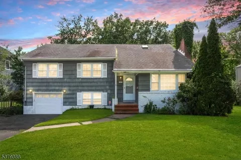 125 Westfield Rd, Fanwood, NJ 07023