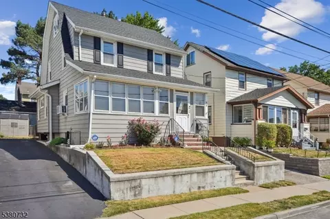 68 E 8th St, Clifton, NJ 07011