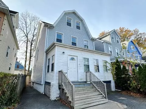 271 Elmwood Ave, East Orange, NJ 07018