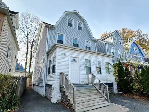 271 Elmwood Ave, East Orange, NJ 07018