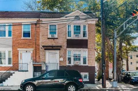102 S 14th St, Newark, NJ 07107