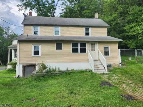 1014 Dark Moon Rd, Frelinghuysen Twp, NJ 07821