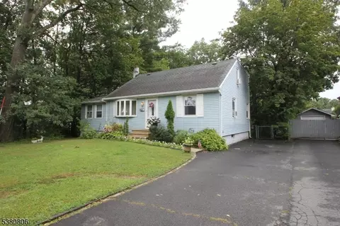 78 Van Duyne Ave, Wayne, NJ 07470
