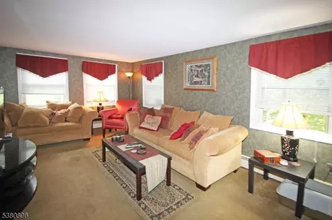 78 Van Duyne Ave, Wayne, NJ 07470 photo 3