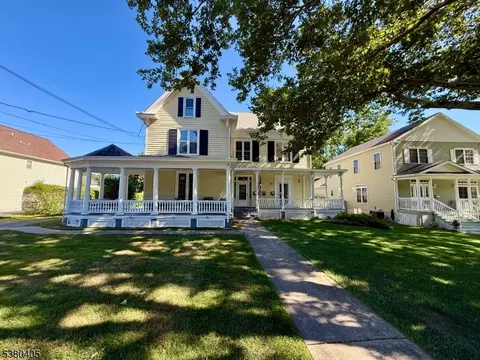 301 W Blackwell St #2, Dover, NJ 07801