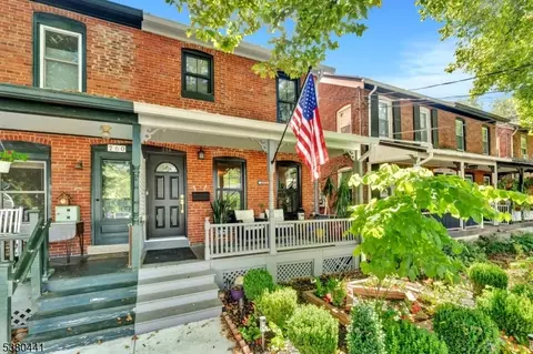 258 N Union St, Lambertville, NJ 08530