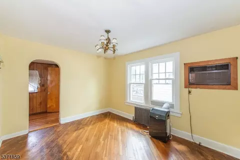 16 Forest Ave, Nutley, NJ 07110 photo 10