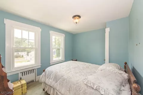 16 Forest Ave, Nutley, NJ 07110 photo 25
