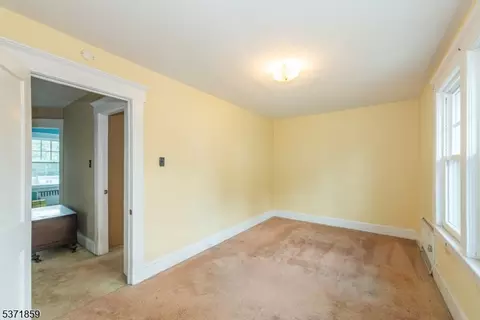 16 Forest Ave, Nutley, NJ 07110 photo 23