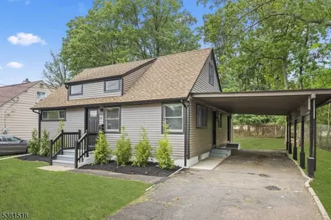 93 W James Pl, Iselin, NJ 08830