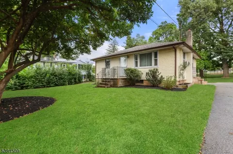 26 Culver St, Somerset, NJ 08873