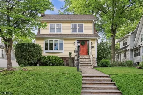 880 Dorian Rd, Westfield, NJ 07090