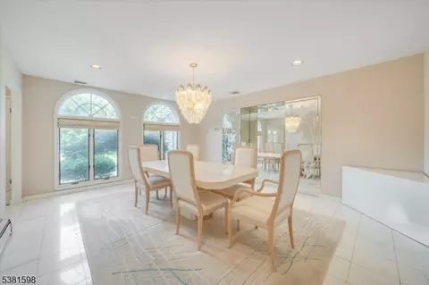 99 Eileen Dr, Cedar Grove, NJ 07009 photo 18