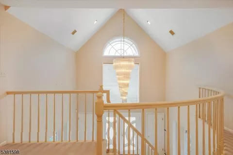 99 Eileen Dr, Cedar Grove, NJ 07009 photo 31