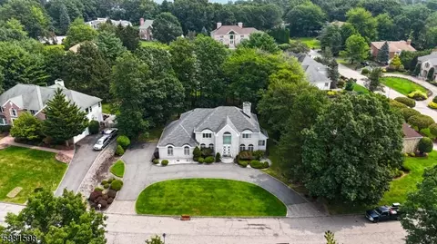 99 Eileen Dr, Cedar Grove, NJ 07009 photo 2