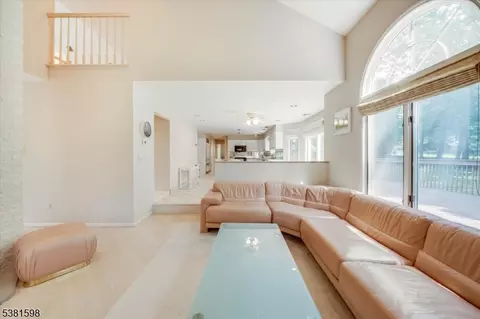 99 Eileen Dr, Cedar Grove, NJ 07009 photo 13