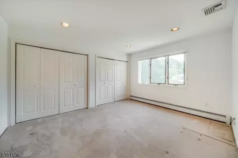 99 Eileen Dr, Cedar Grove, NJ 07009 photo 40