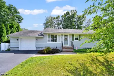 24 Eisenhower Dr, West Milford, NJ 07480