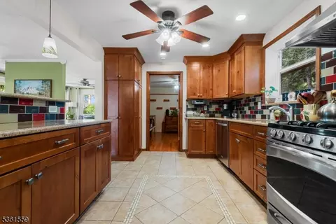 67 So 18th St, Kenilworth, NJ 07033