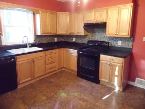 Kitchen - 842 Berkeley Ave, Plainfield, NJ 07062 photo 1 of 1