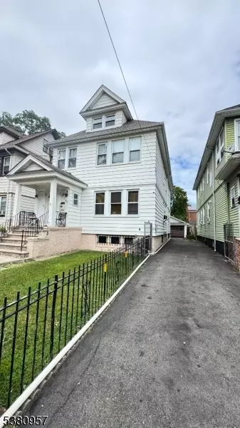827 Murray St, Elizabeth, NJ 07202