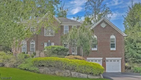 34 Elias Dr, Mount Olive, NJ 07828