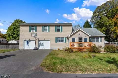 35 Forest Rd, Budd Lake, NJ 07828