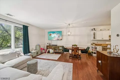 54 Ridgedale Ave # B, Morristown, NJ 07960