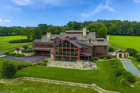 106 Mountain Top Rd, Glen Gardner, NJ 08826