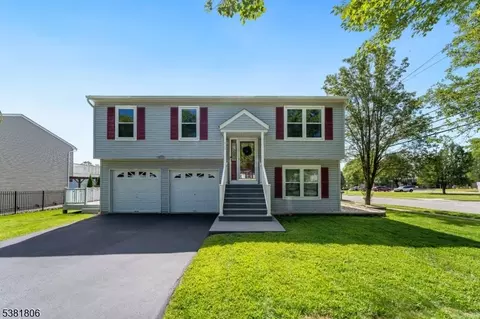 508 Kaitlyn Ct, Phillipsburg, NJ 08865