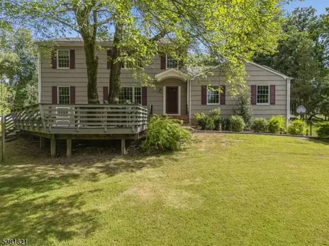 30 Plennert Rd, Flemington, NJ 08822