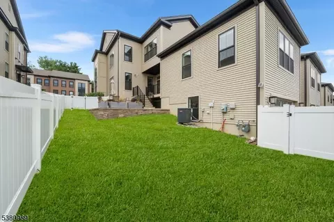26 E Hartwick Dr, Skillman, NJ 08558 photo 44