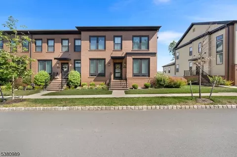 26 E Hartwick Dr, Skillman, NJ 08558 photo 5