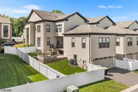26 E Hartwick Dr, Skillman, NJ 08558 photo 46