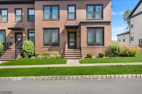 26 E Hartwick Dr, Skillman, NJ 08558 photo 6