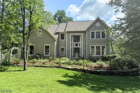 455 Spring Hill Rd, Skillman, NJ 08558